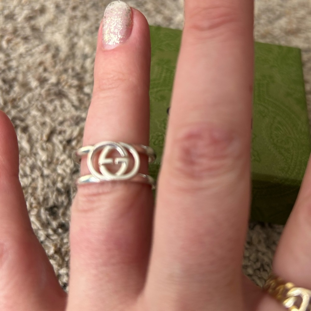 Gucci interlocking ring - Picture 10 of 15